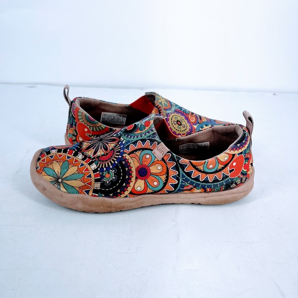 Uin Women 7 Kaleidoscope Floral Canvas Slip On Travel Shoes Multicolor 82012078W